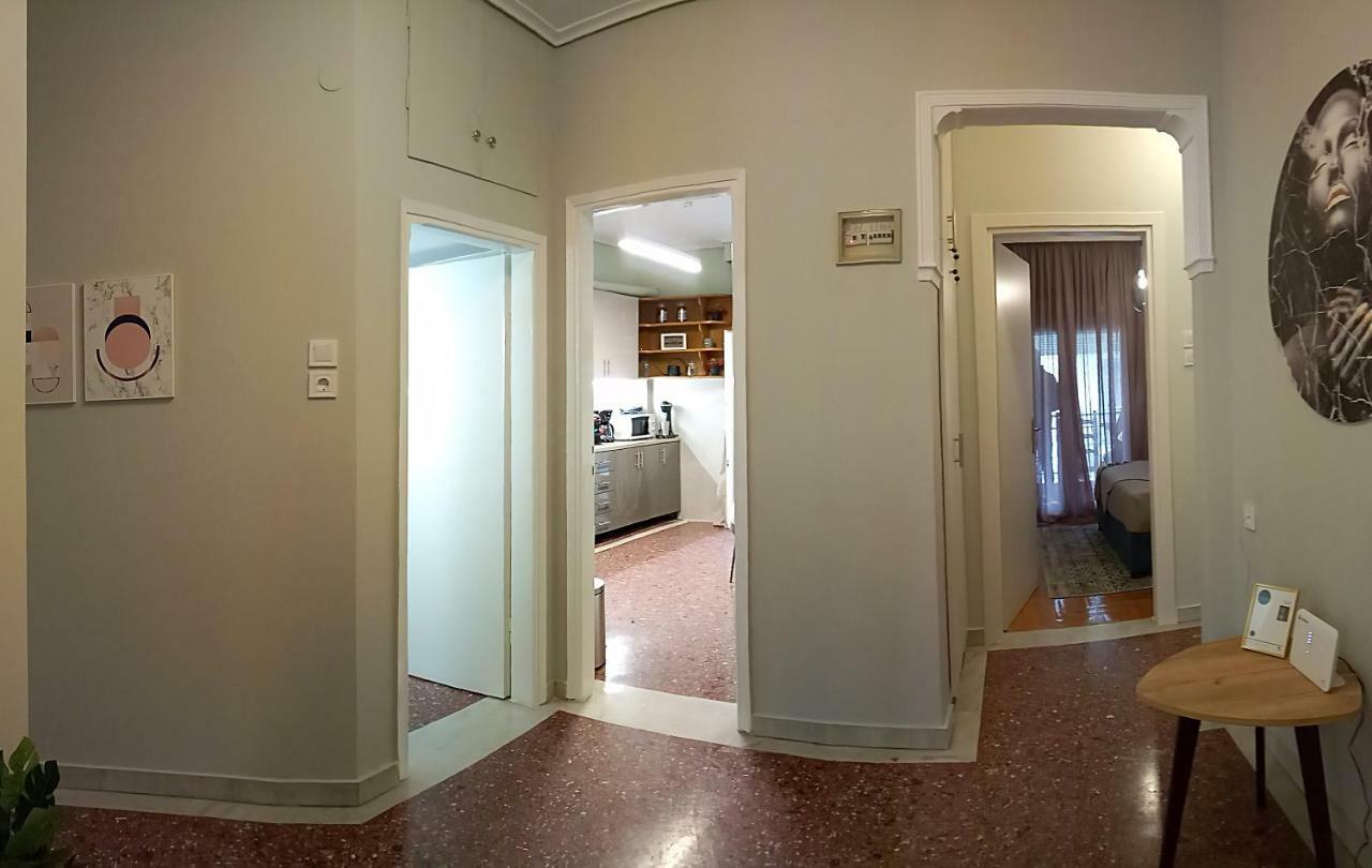 Royal Deluxe Apt. Thessaloniki Buitenkant foto
