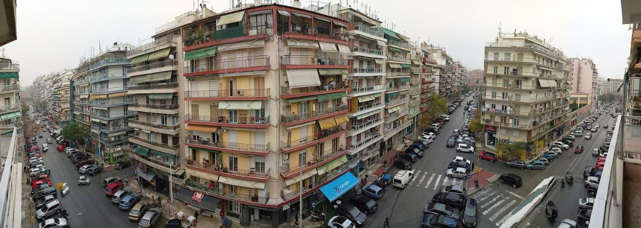 Royal Deluxe Apt. Thessaloniki Buitenkant foto
